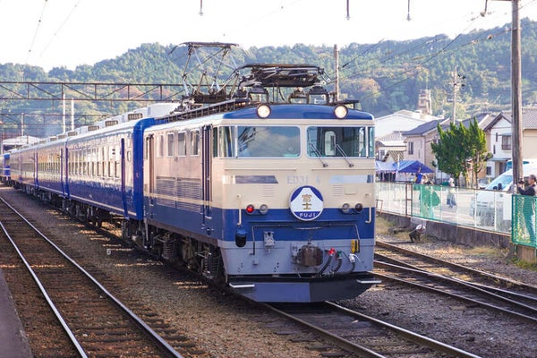 【兵庫エリア発】 感動の富士山麓花まつりと大井川鐵道ブルートレイン ~富士芝桜まつり・花の都ネモフィラ~2日間3